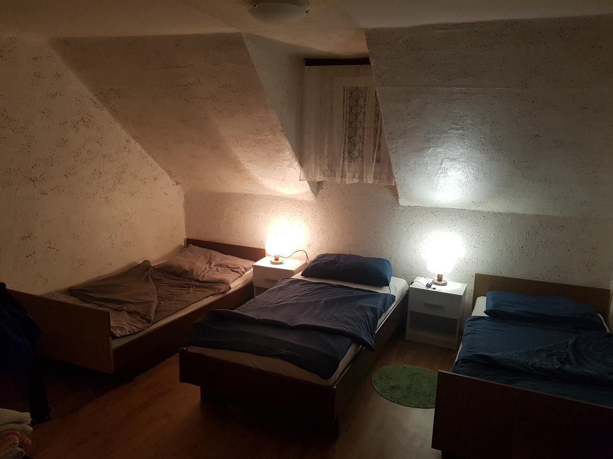 Guesthouse Osvald Zirovnica Dış mekan fotoğraf