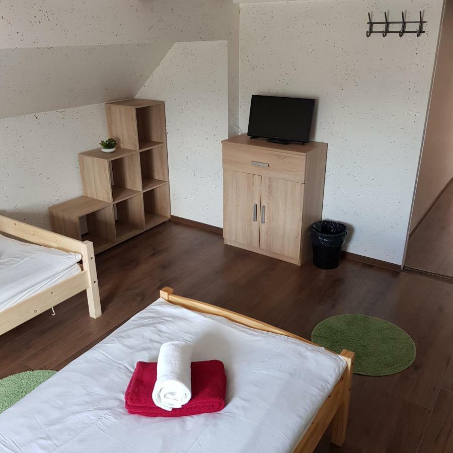 Guesthouse Osvald Zirovnica Dış mekan fotoğraf