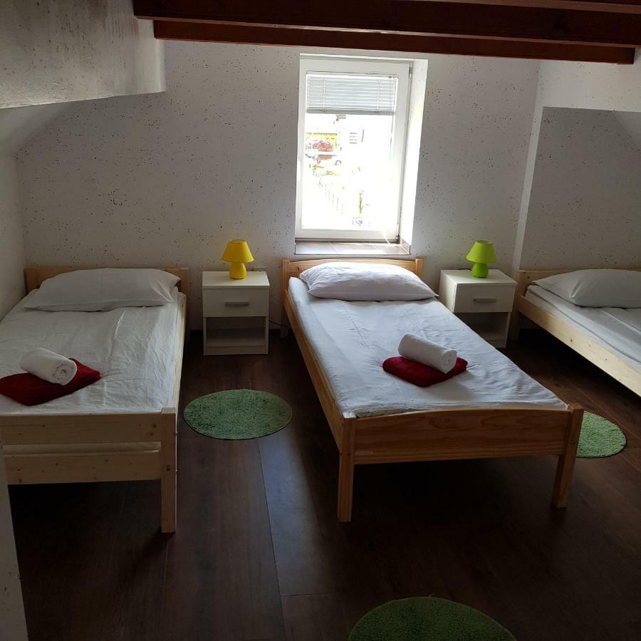Guesthouse Osvald Zirovnica Dış mekan fotoğraf