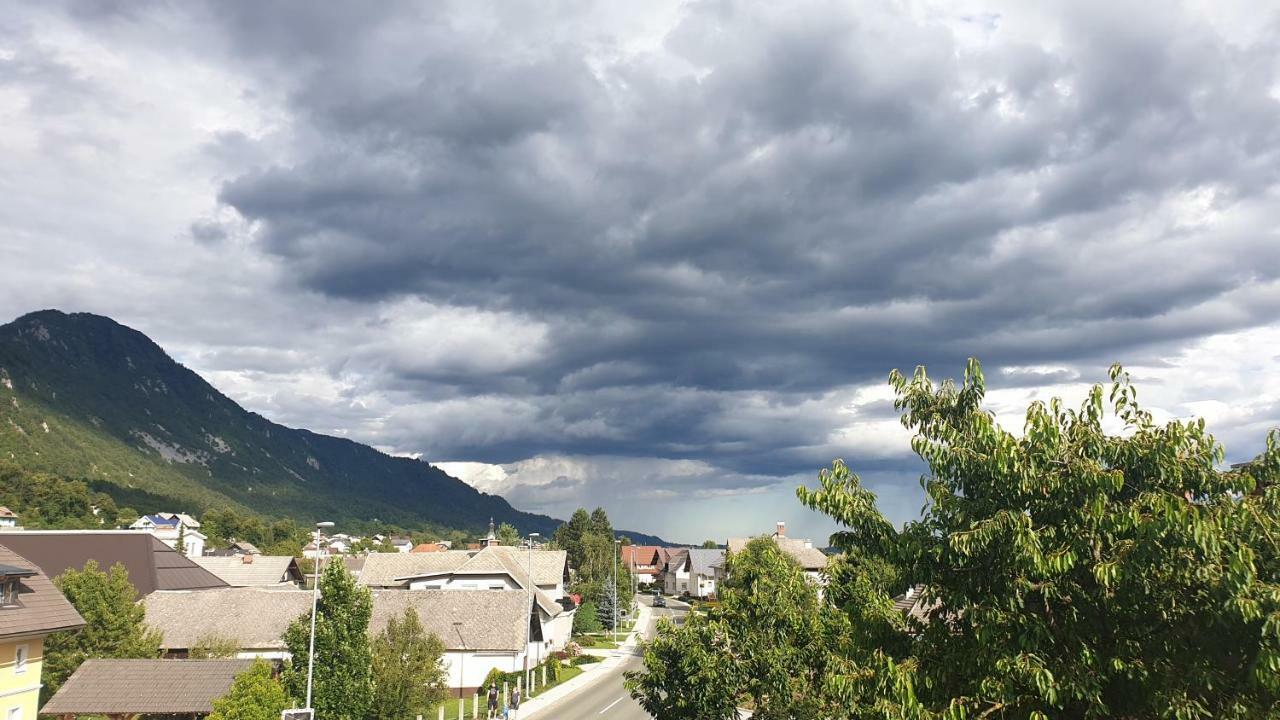 Guesthouse Osvald Zirovnica Dış mekan fotoğraf
