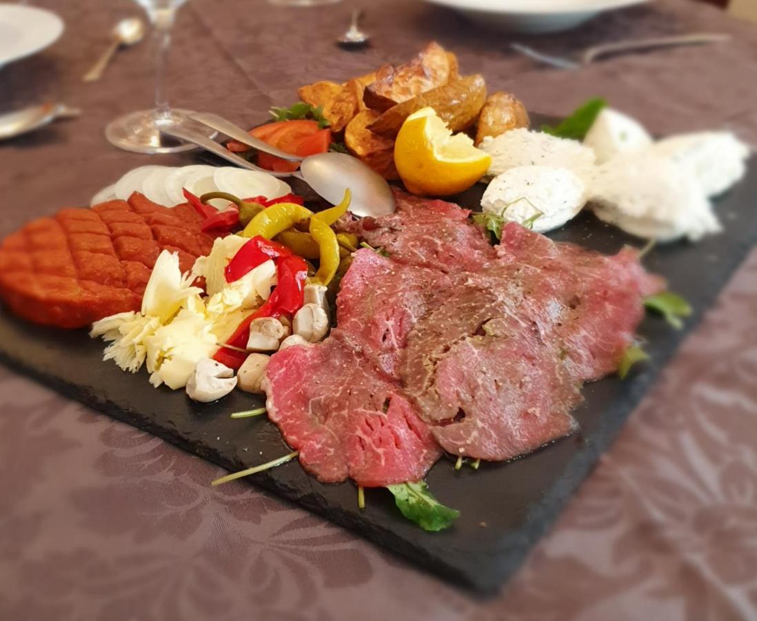 Guesthouse Osvald Zirovnica Dış mekan fotoğraf
