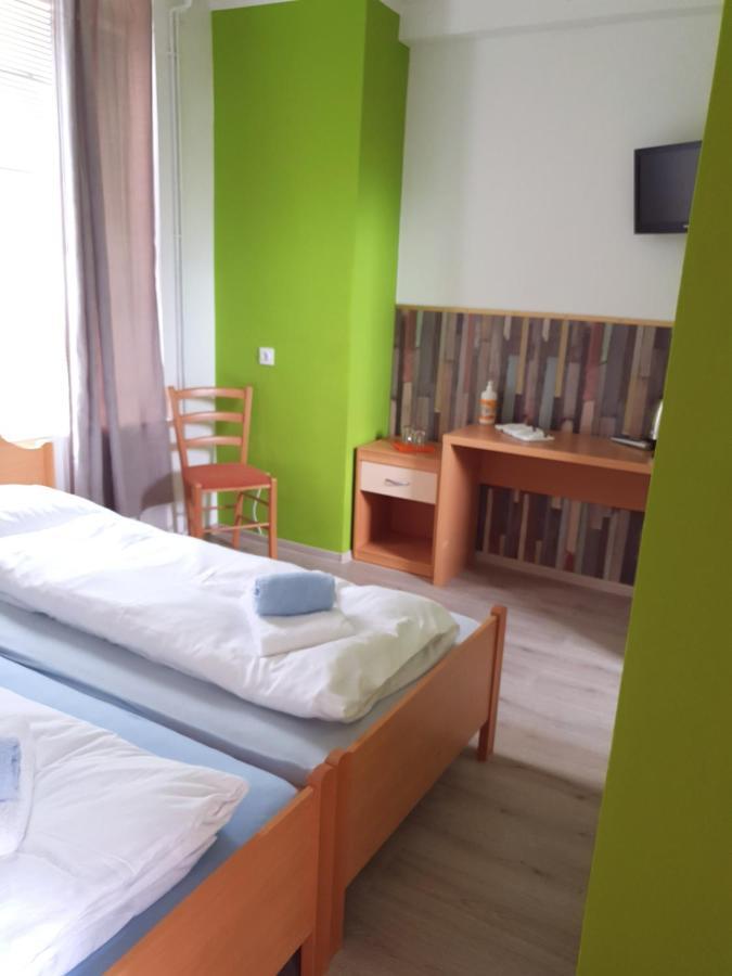 Guesthouse Osvald Zirovnica Dış mekan fotoğraf