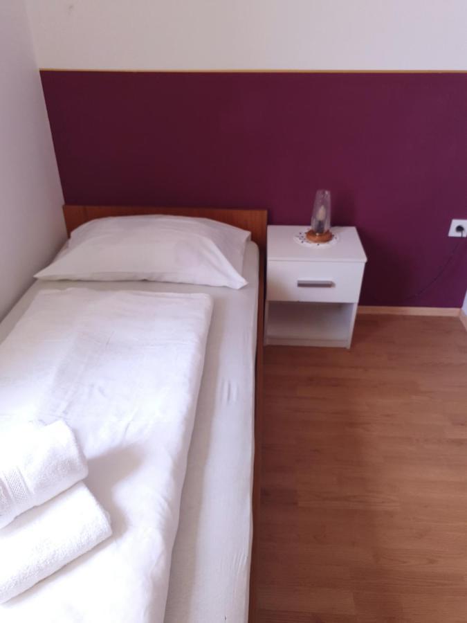 Guesthouse Osvald Zirovnica Dış mekan fotoğraf